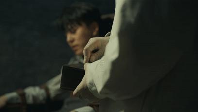 靳东职场沉稳内涵,靳东霸气回应金星