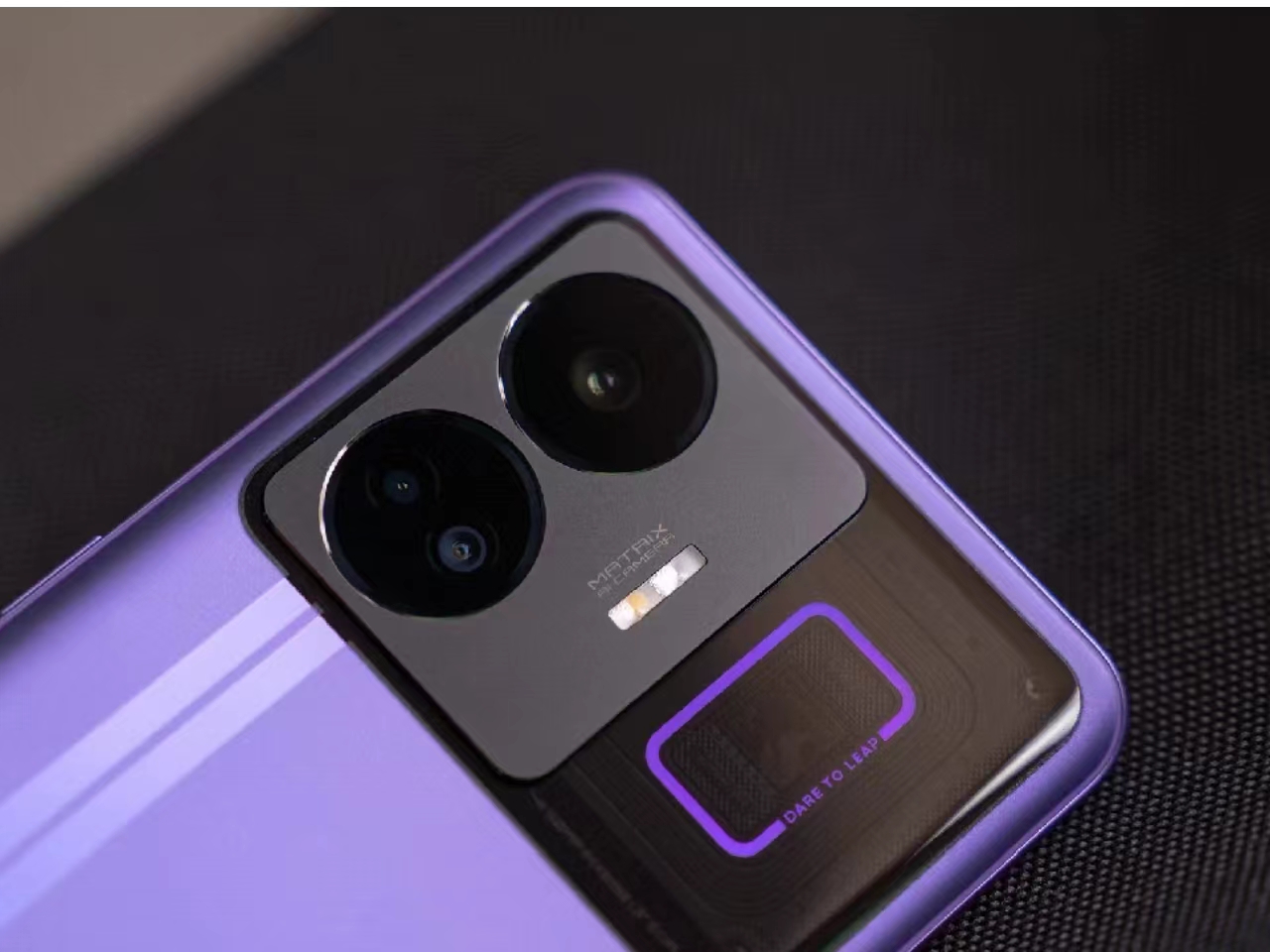 选手机要把钱花在刀刃上，2023最适合买的3款3000元档的手机