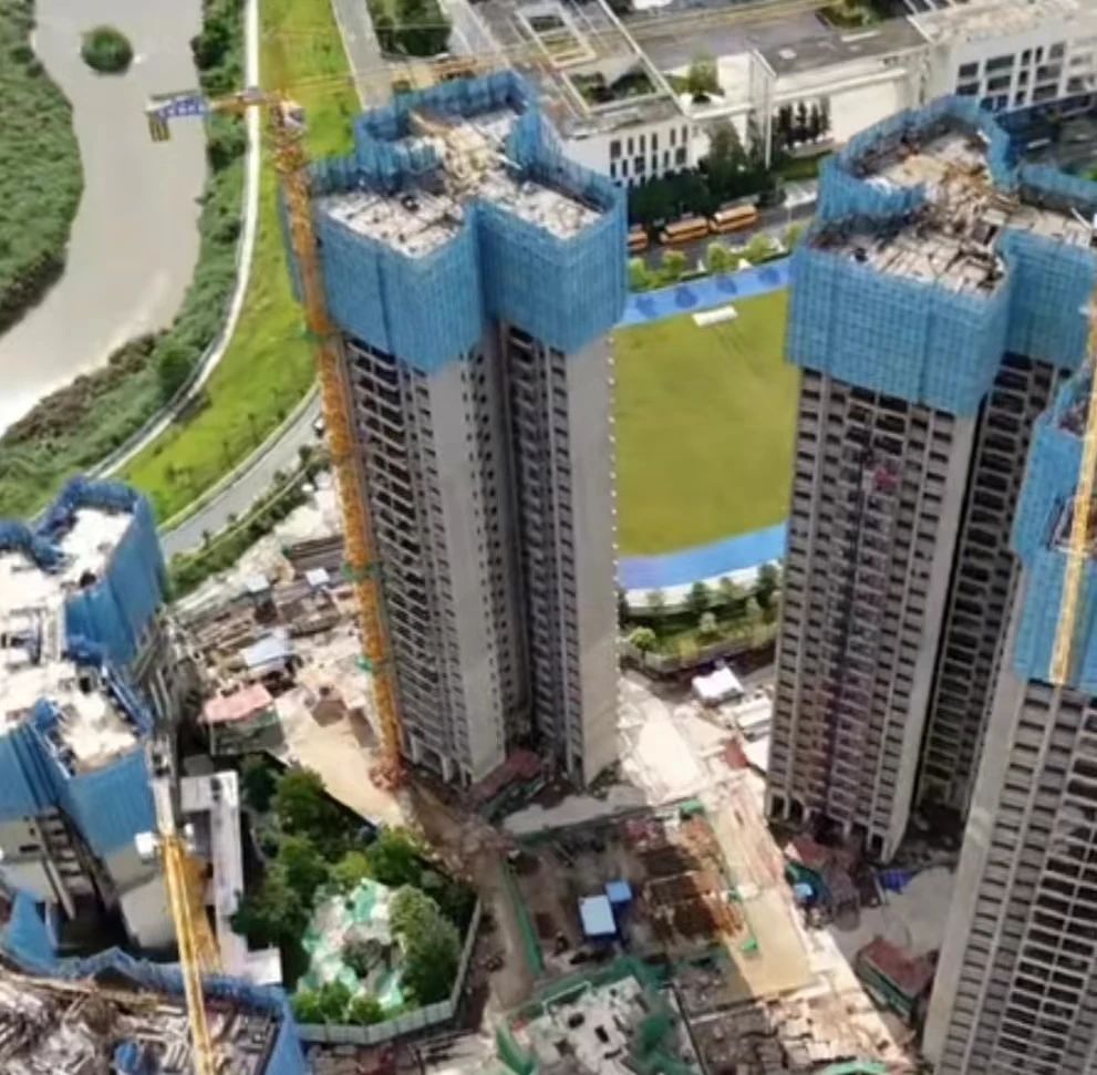 卓越东部蔚蓝海岸6期质量问题,卓越蔚蓝海岸最新事件