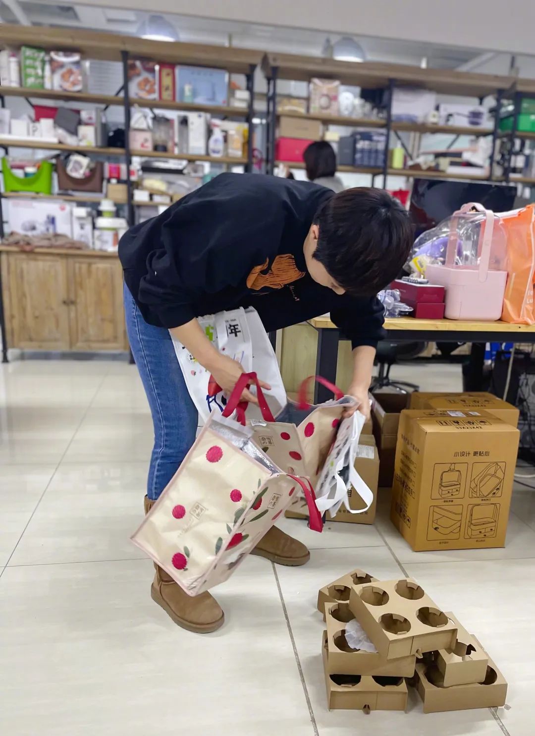 多亏了文怡姐家的“祖传天赋”，让包包获得了人生的第一桶金