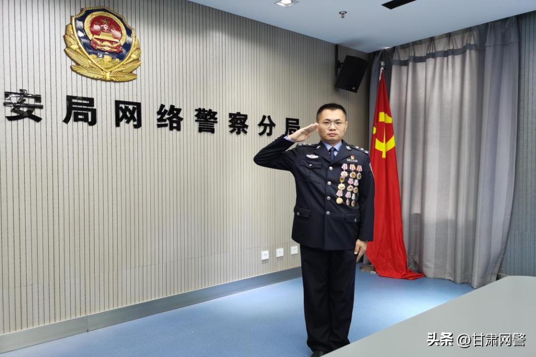 贾晓亮：网警队伍中走出的全国人大代表