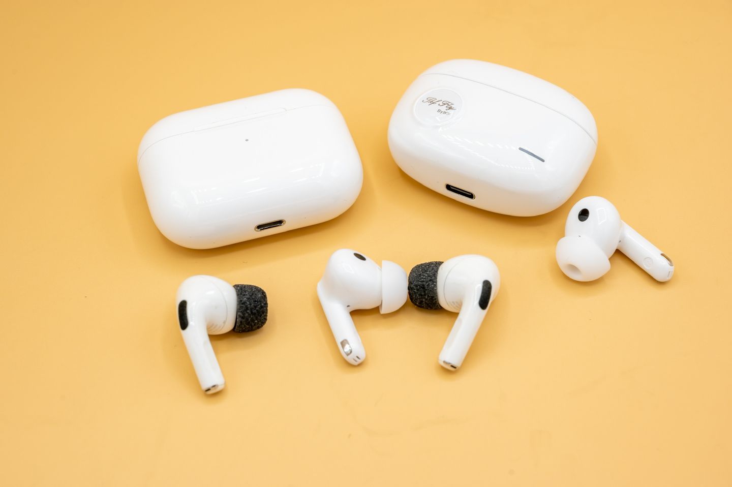 同样的耳机为什么比其他店贵,降噪蓝牙耳机哪一款性价比更高