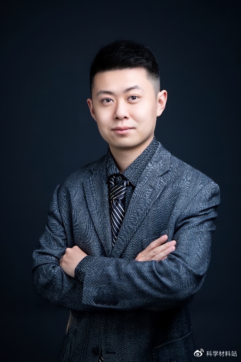 局部凝胶化纤维素隔膜为锌离子电池提供无枝晶阳极