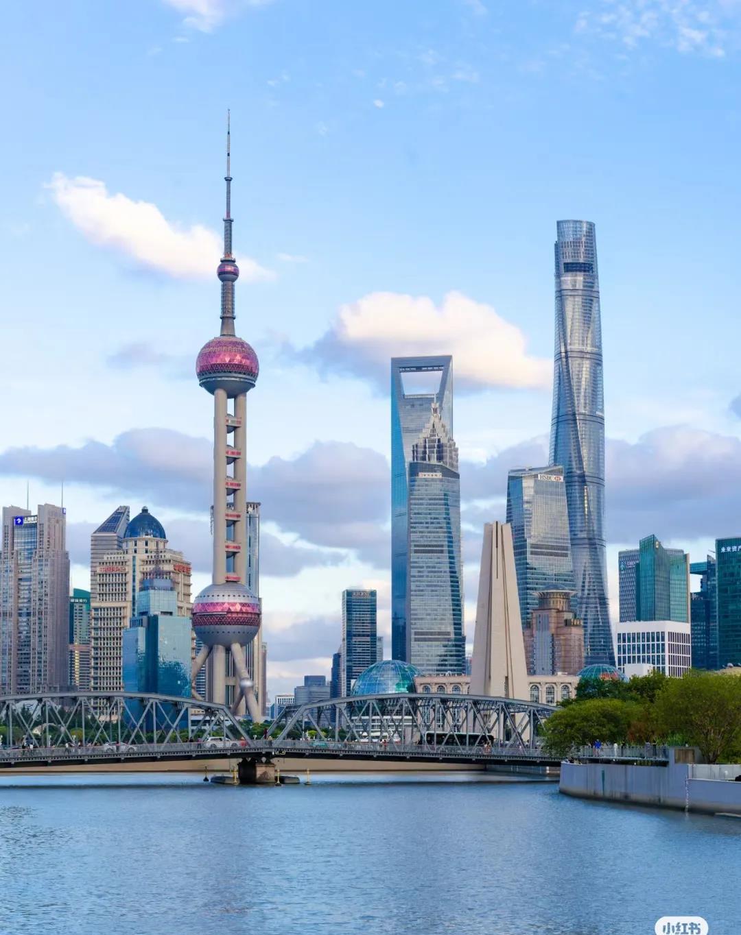 今天我来告诉你女声版视频,东方明珠到底在什么地方