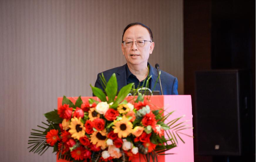 告别花眼！全国首家“迈可视老视手术临床培训中心”落户郑州