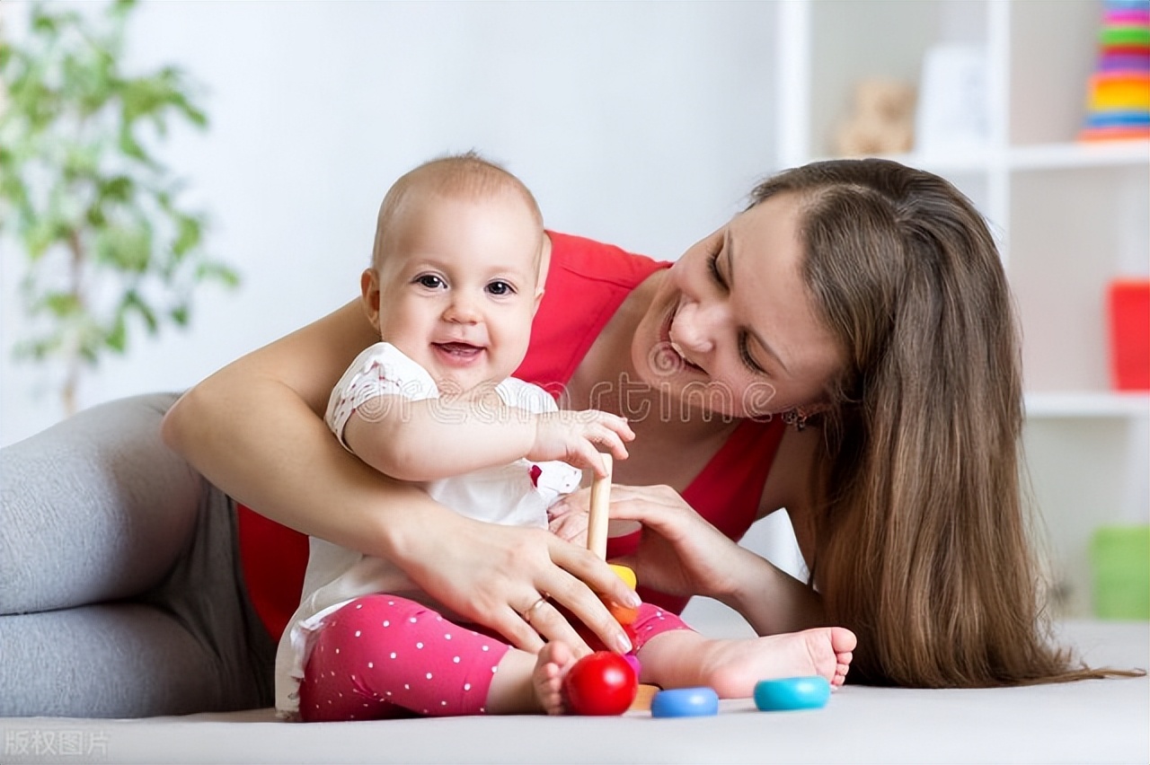 月嫂育儿师,新生儿不请月嫂如何护理