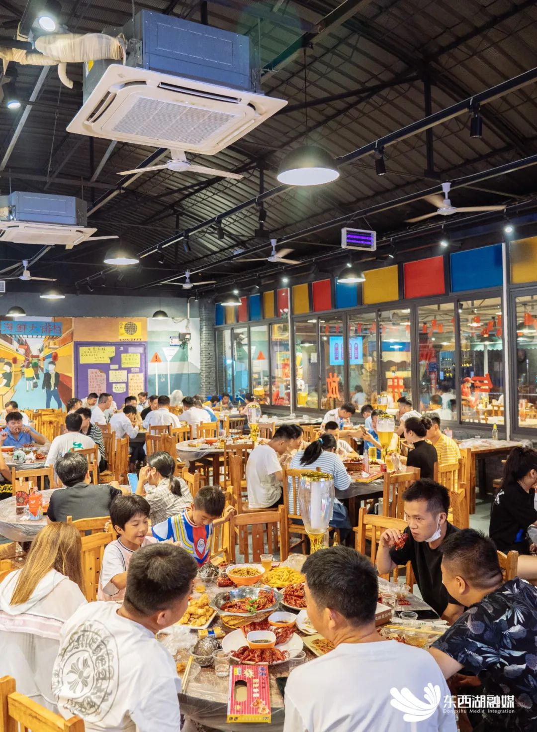 武汉夏天正确打开模式,暑假的n种打开方式视频