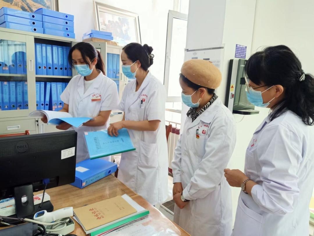 涓滆タ閮ㄦ壎璐崗浣滃尰鐤楀府鎵舵樉鐪熸儏,鐪熷績鍏崇埍鏆栧績甯壎