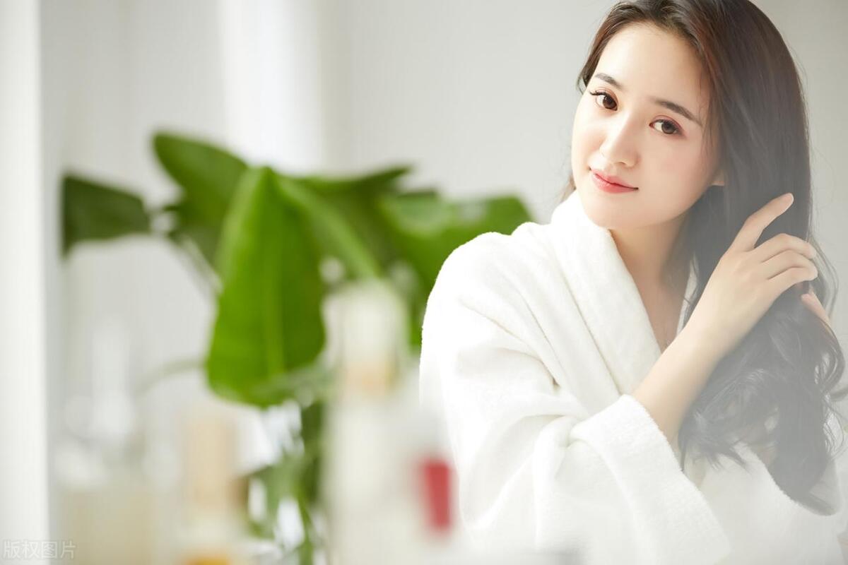 头皮经常长疙瘩什么原因,头皮总长疙瘩怎么回事手摸还疼