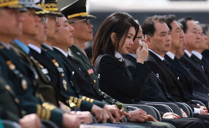 韩第一夫人,韩第一夫人罕见亮相