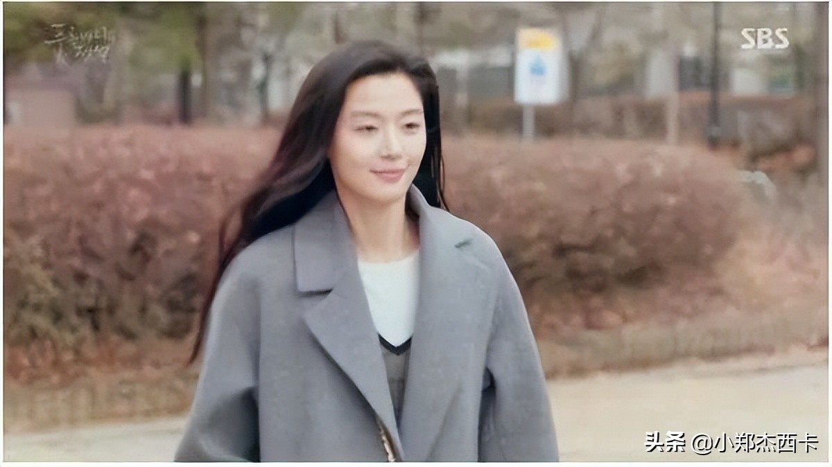 孙艺珍同款服装 (孙艺珍穿的什么牌子的衣服)