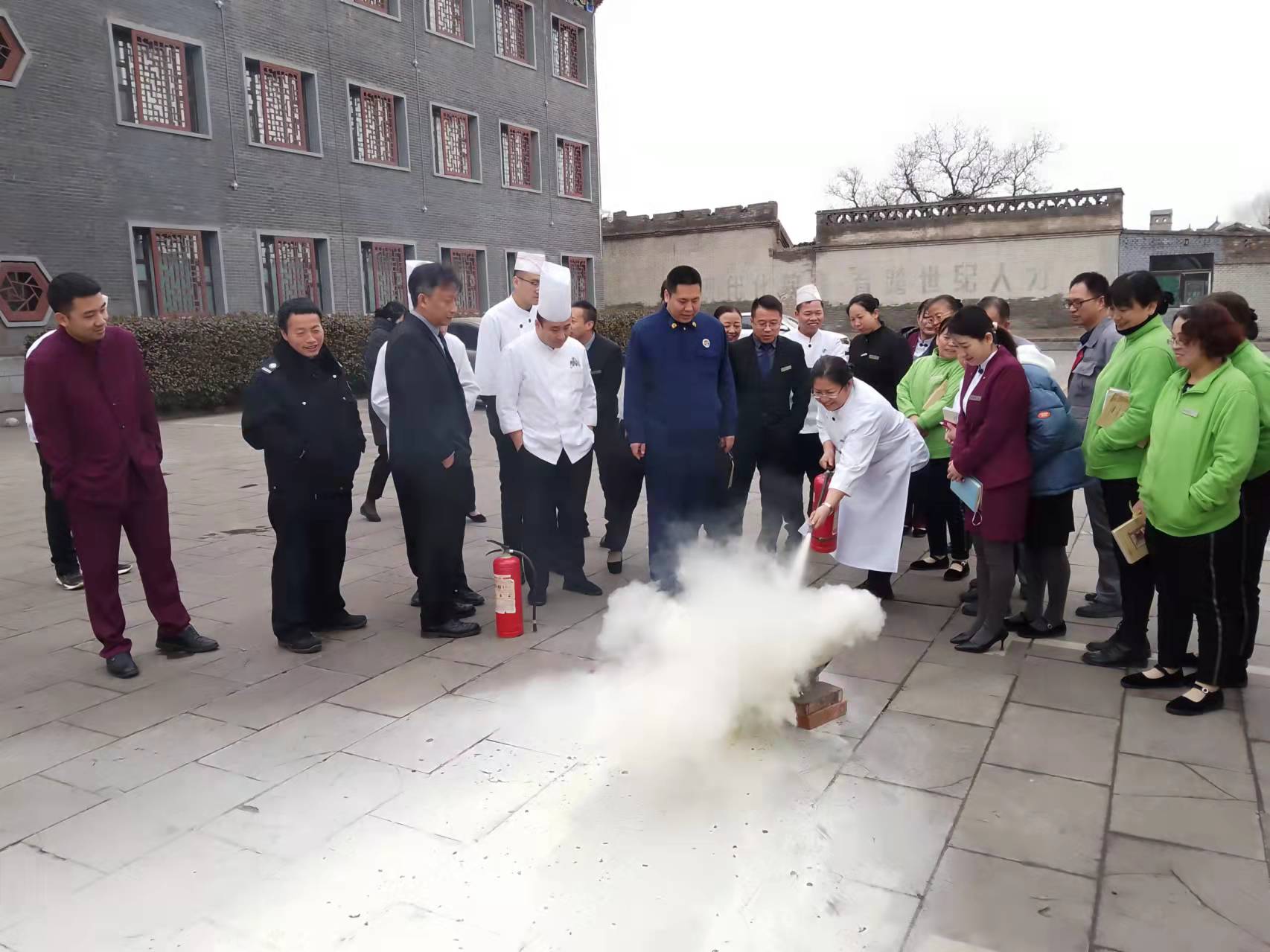 平遥麒麟阁大酒店员工,平遥县麒麟阁酒店