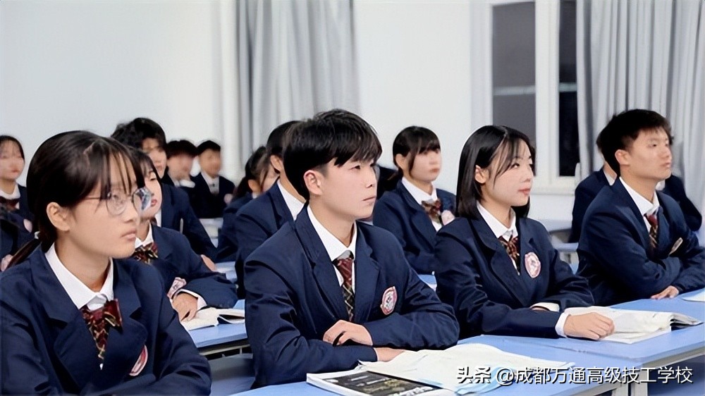 福州中考300分左右能上什么学校,中考300多分能读什么学校