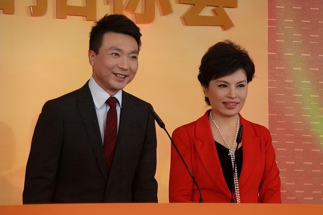 央视主播李瑞英儿子坠楼,央视新闻主播李瑞英怎样了