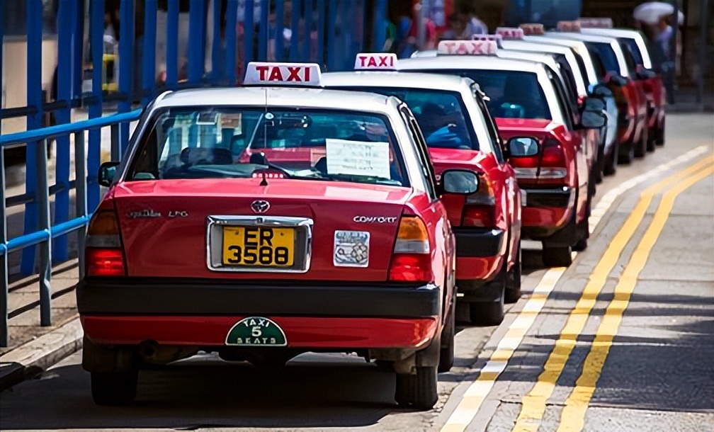 香港的士公司营业额,香港的出租车是个人的还是公司的