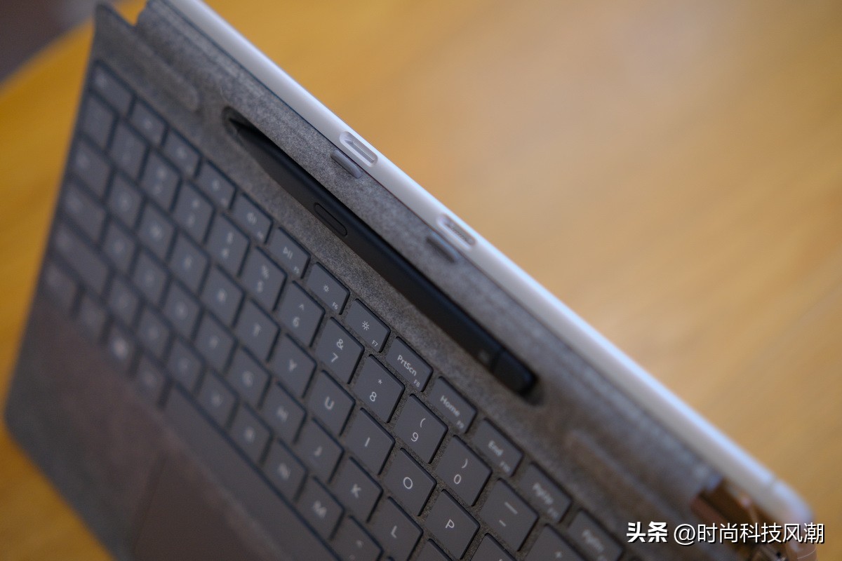 surfacepro9sq35g评测,surfacepro9对比笔记本电脑