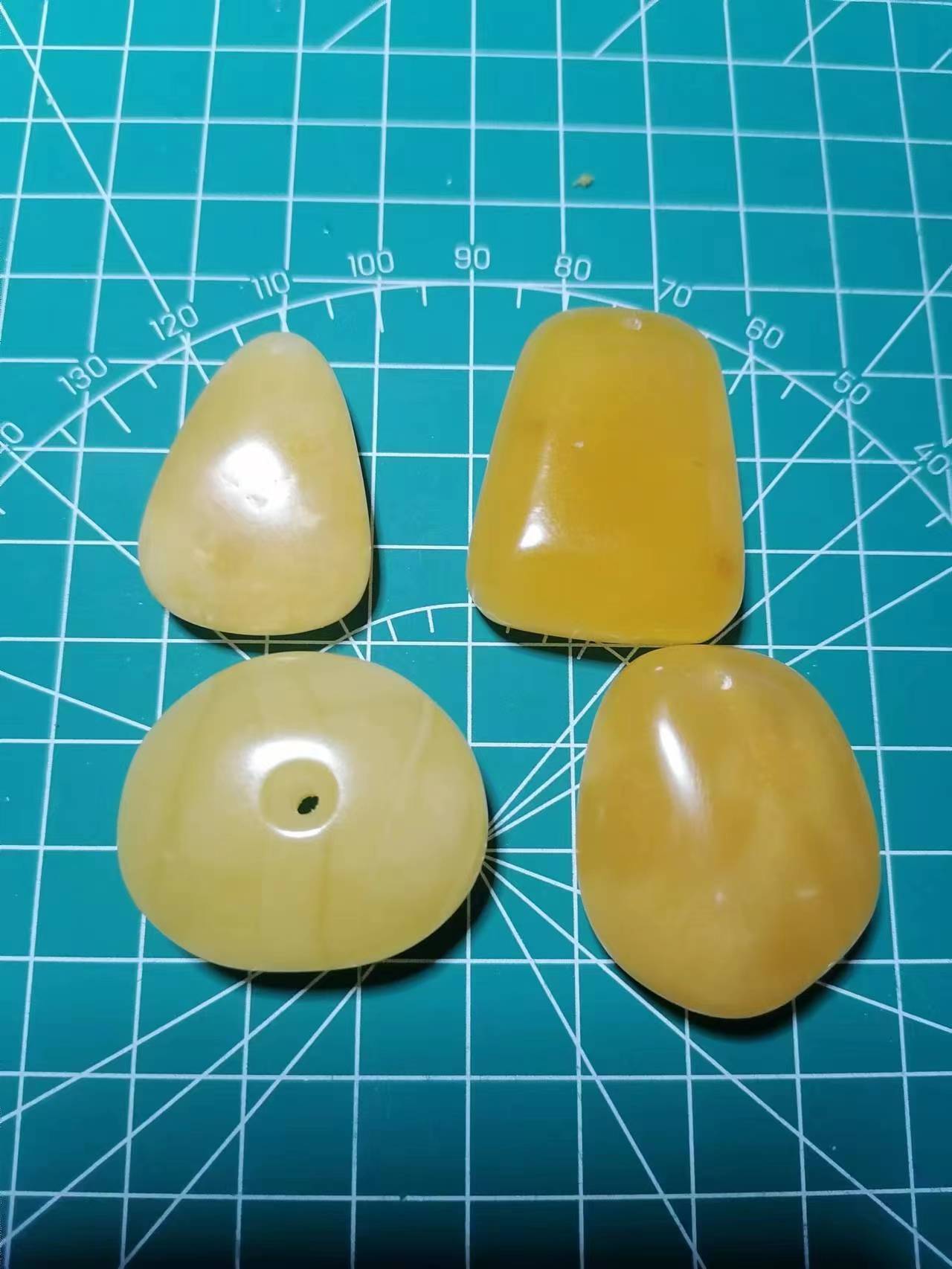 如何识别一条手串珠的好坏,怎么样识手串珠的好坏