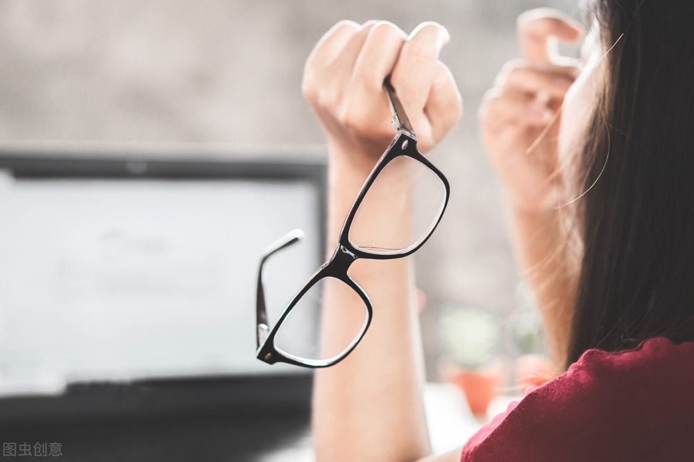 眼科医院是怎么治疗干眼症的,眼科主任干眼症