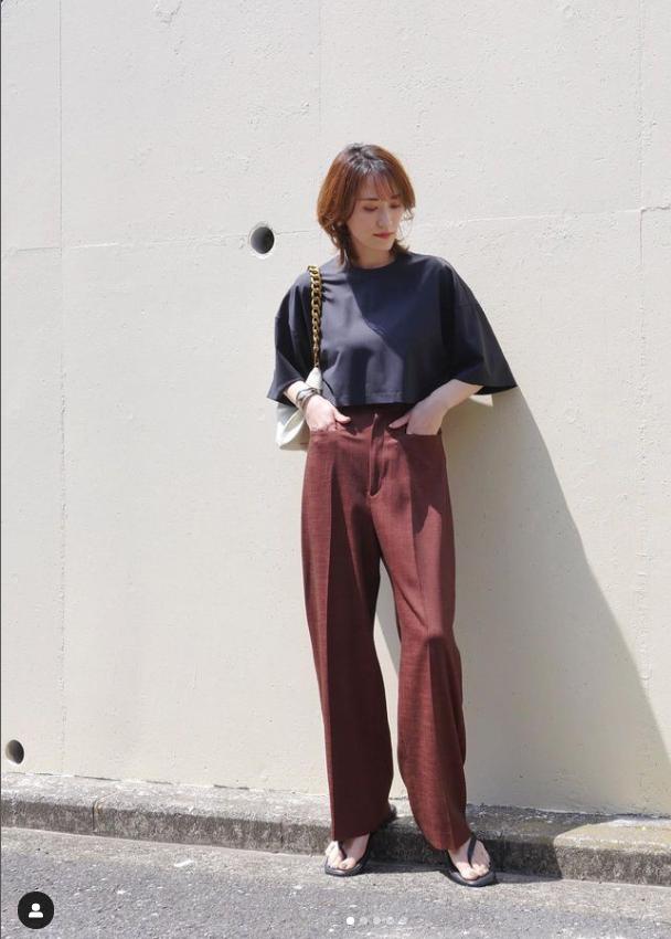 经典且时尚的女生穿搭高级感十足,时尚又不失典雅风格的女生穿搭