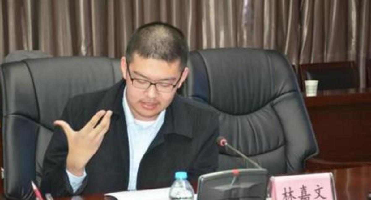 重庆17岁天才少年跳楼,17岁天才少年自尽后续