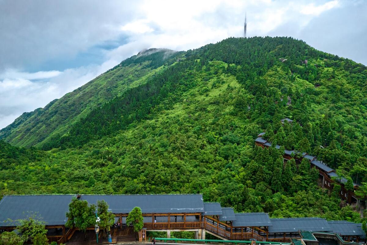 南岳衡山的人间仙境,南岳衡山幽深秀丽简介