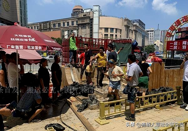 郑州暴雨店铺被淹怎么办,郑州商户被淹损失严重