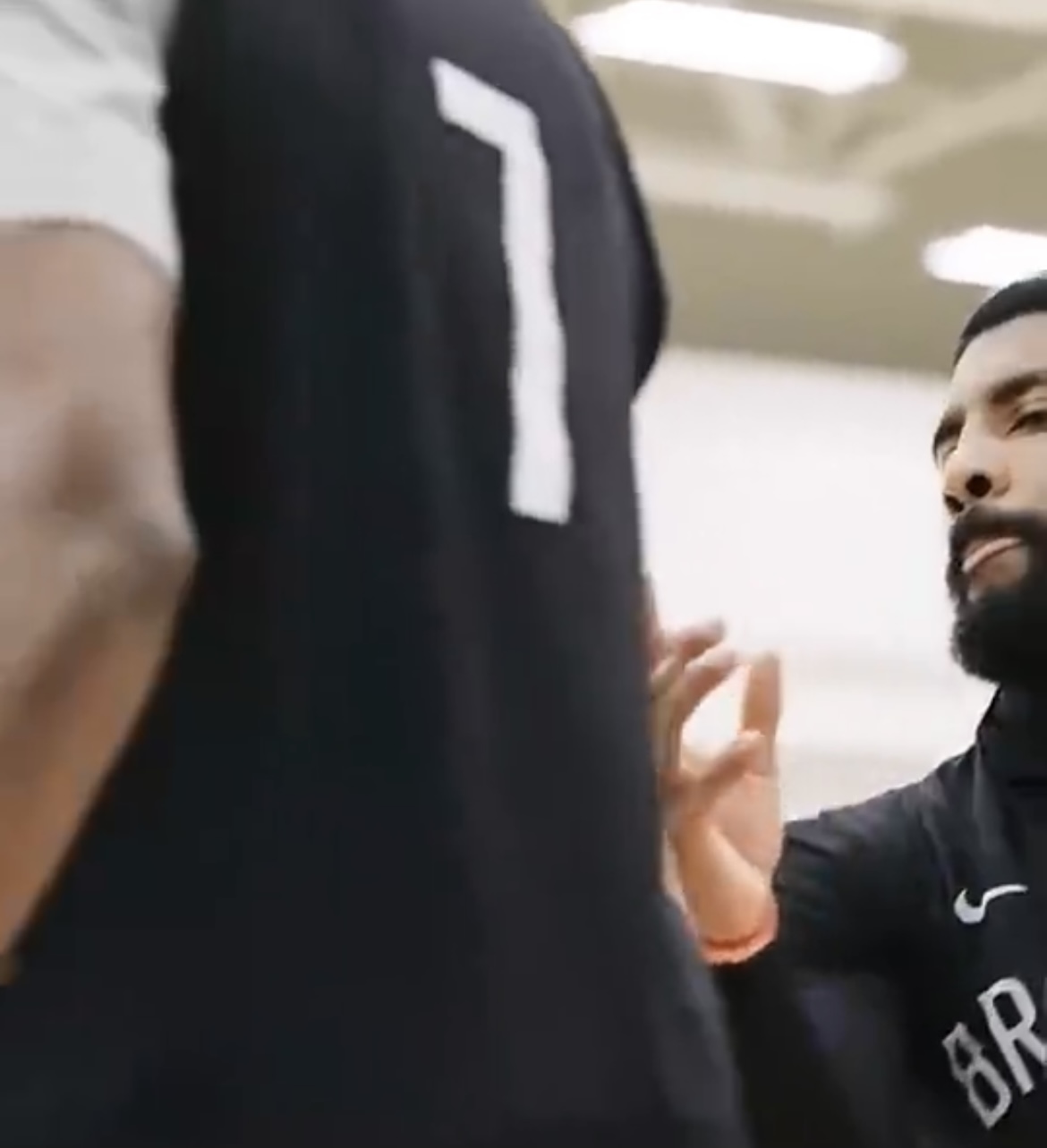 这个庆祝动作的历史地位属于什么水平?能登顶总统山吗?