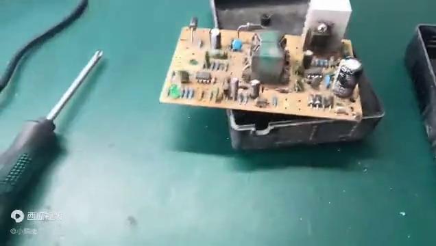 电动车充电器保险管坏了咋处理,电动车充电器保险丝一般多大的