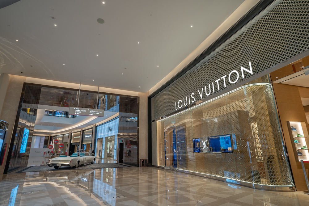 澳门新濠天地是最高端的商场吗,澳门新濠天地有几个店