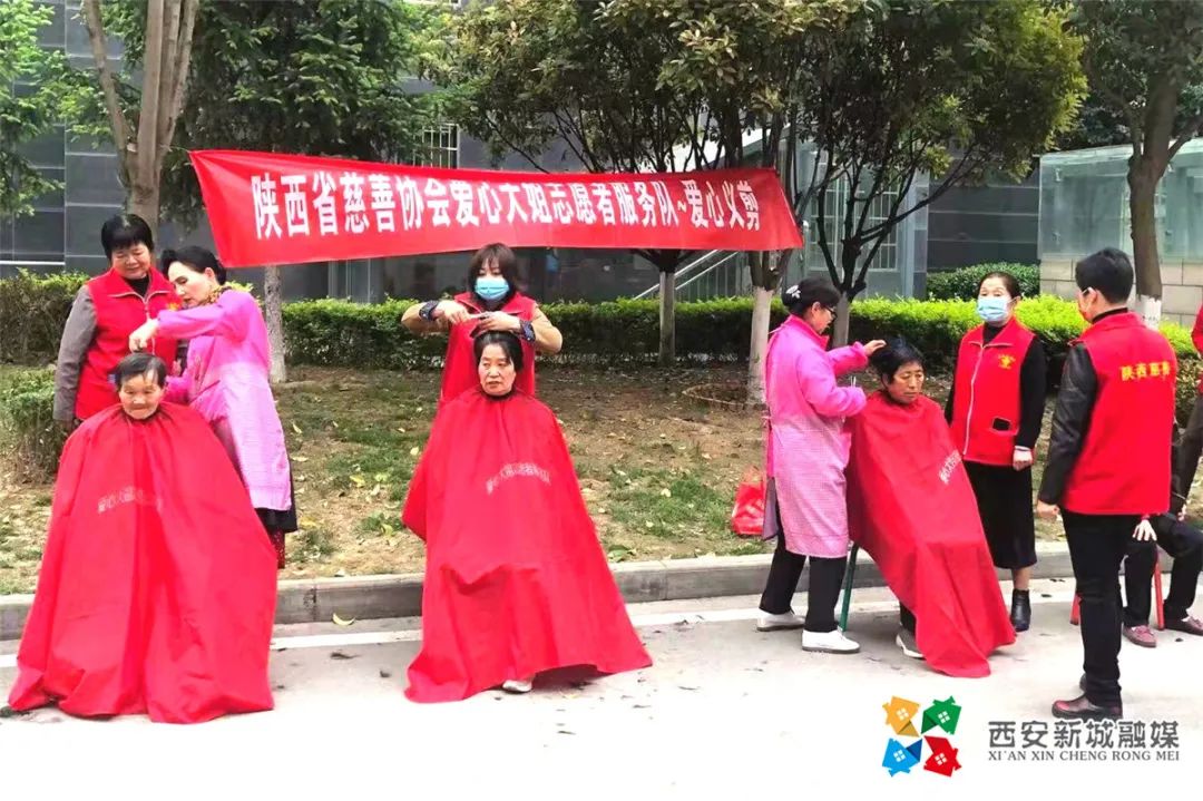 新城区碧翠锦华社区依托“物业联盟”走出社区治理新路子