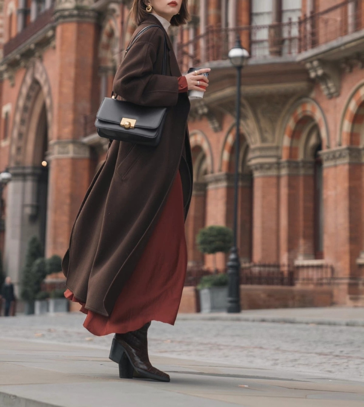 买一堆便宜的衣服好还是贵的好,买什么样的衣服便宜又好