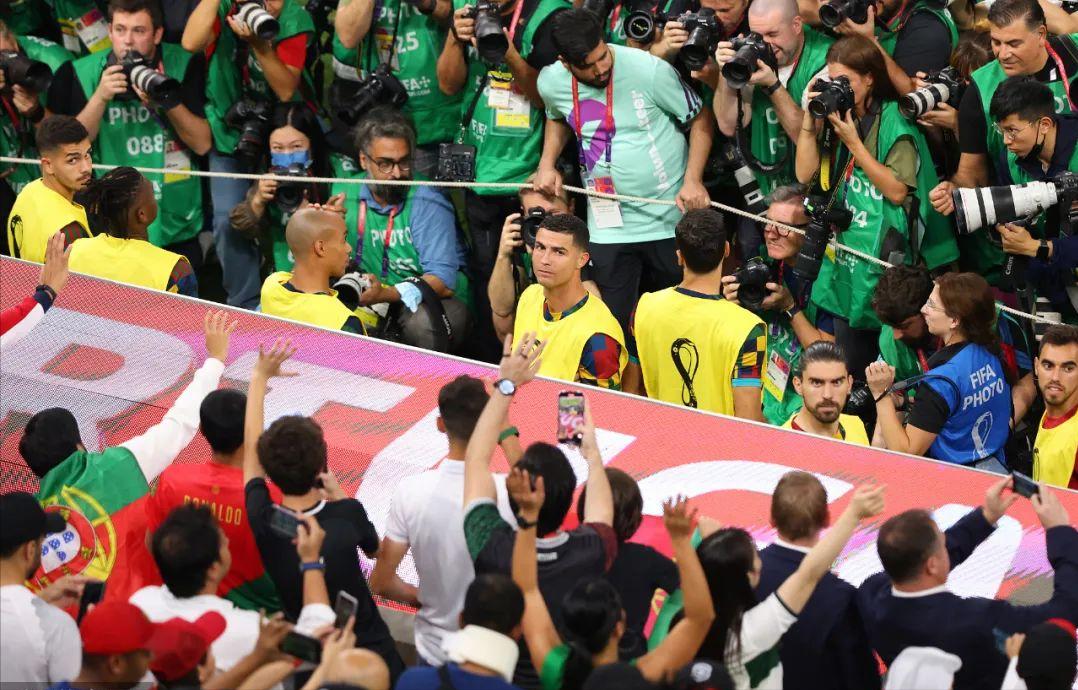 曼联vs切尔西c罗罚丢点球金球,曼联对利物浦c罗提前离场