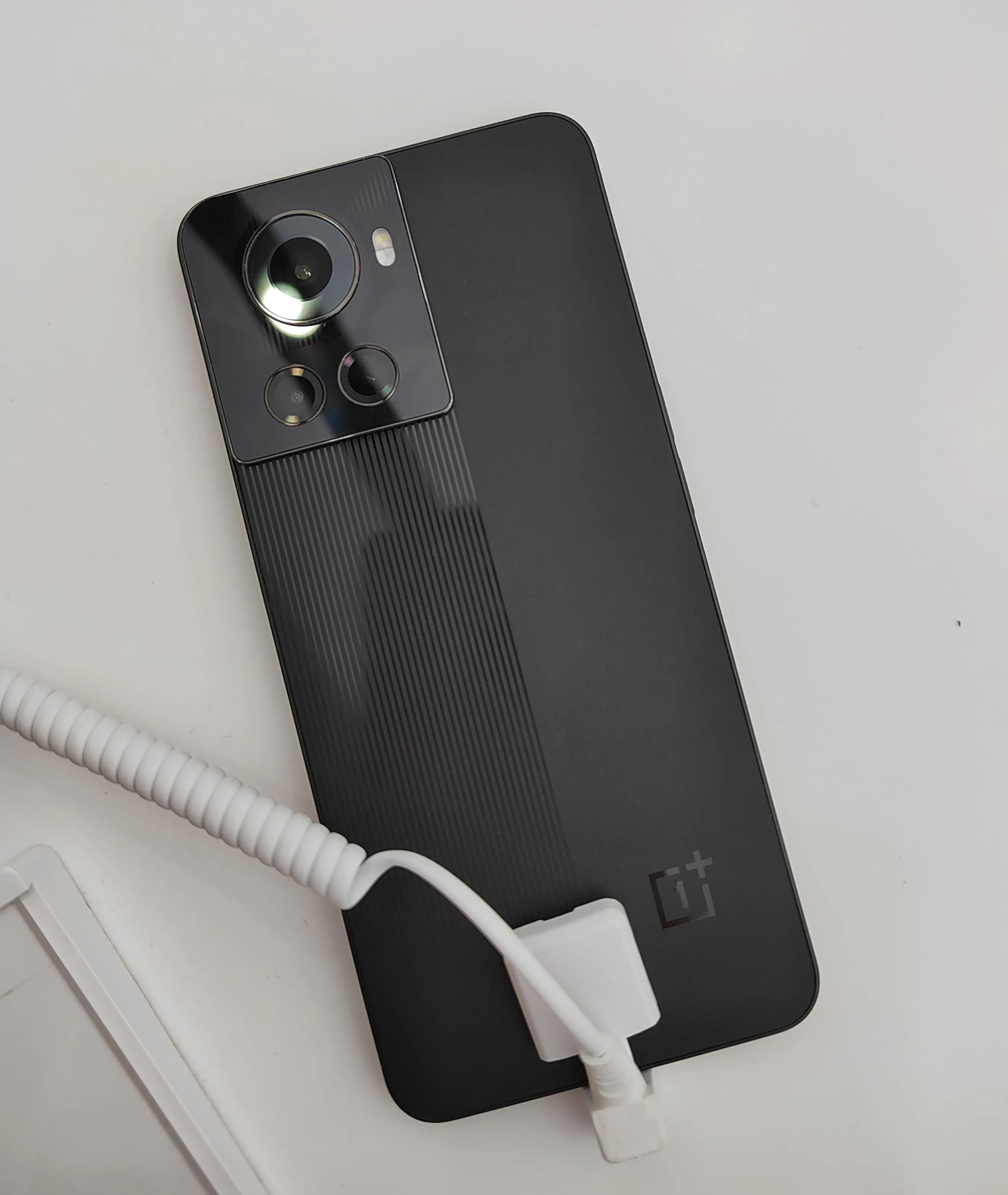 质感直接拉满低饱和度,一加ace质感