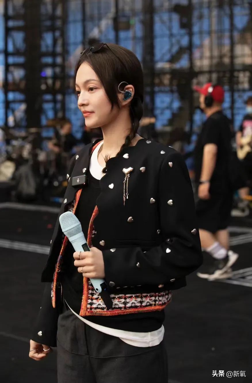 脸太下垂,脸下垂了是不是就显胖