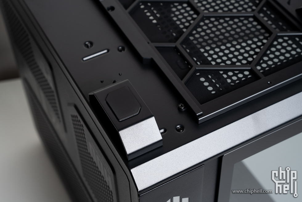 华硕tufgaminggt502弹药库白色,华硕gt502机箱黑橙搭配