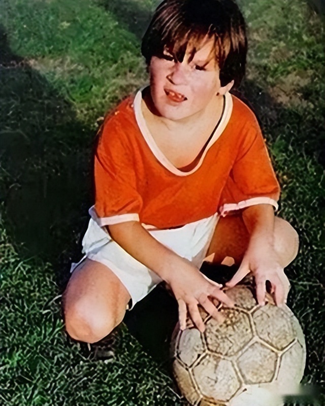 一代球王梅西的成长之路,世界球星梅西