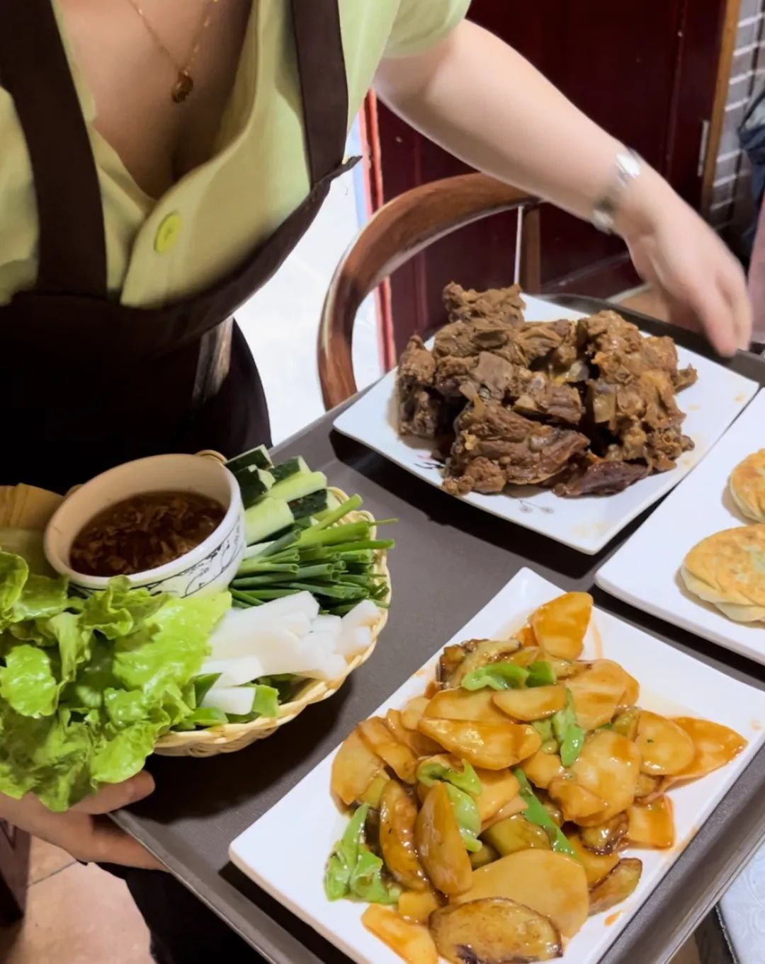 妈，我也想吃水捞饭