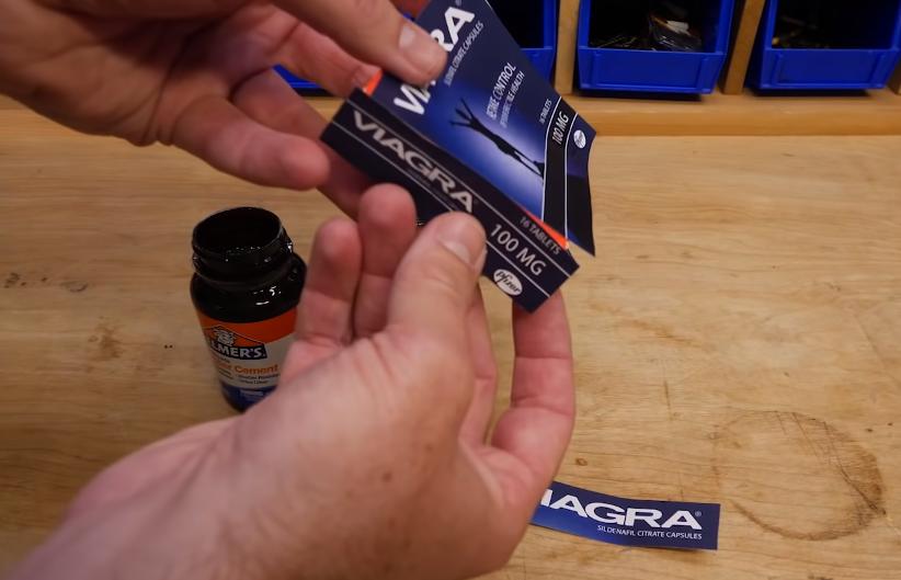 用伟哥、蟑螂和臭气弹，几位侠客对印度诈骗团伙进行了正义制裁