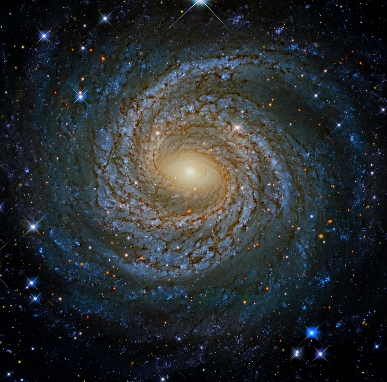 哈勃望远镜看到的星系演化,哈勃望远镜发现银河系和仙女星系