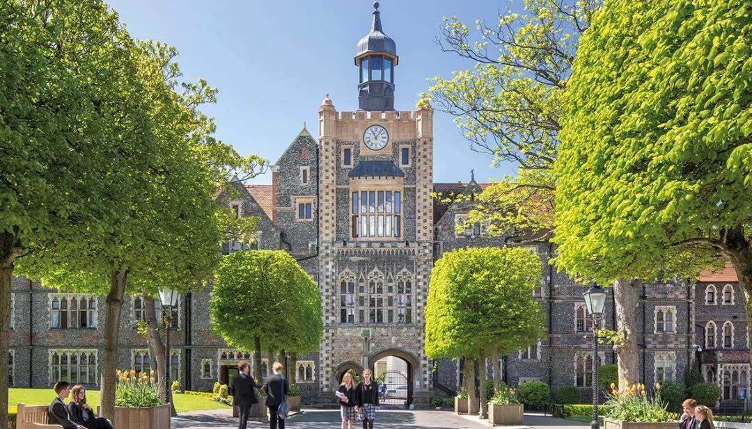 英国communityschool,英国charterhouse学校怎样