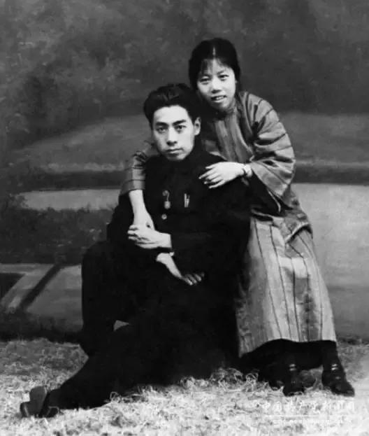 爱情最初的模样，周总理与*颖超邓**相濡以沫，不离不弃的一生