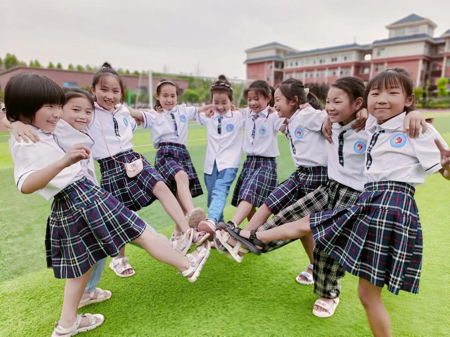 农村足球场闲置,足球场闲置