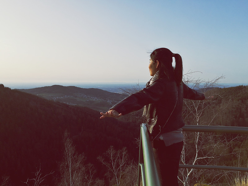 一位大龄剩女的不将就：面对相亲第3天说要买草莓吃的男人