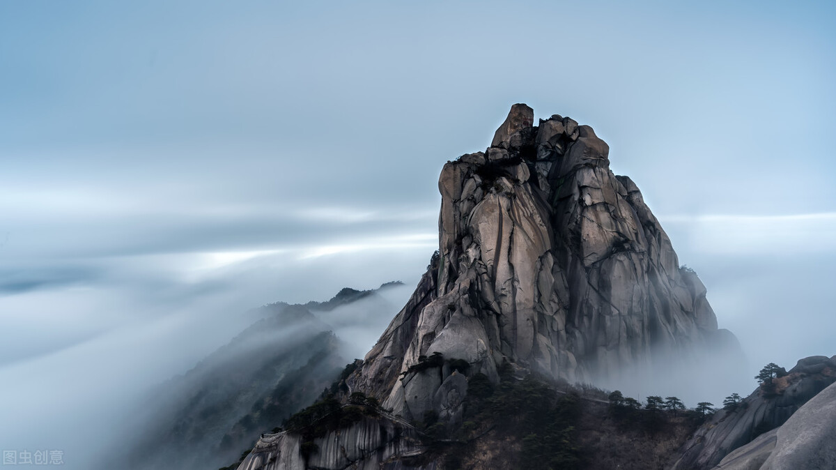 中国最美十大名山排名第一的是,国内最美的10大名山