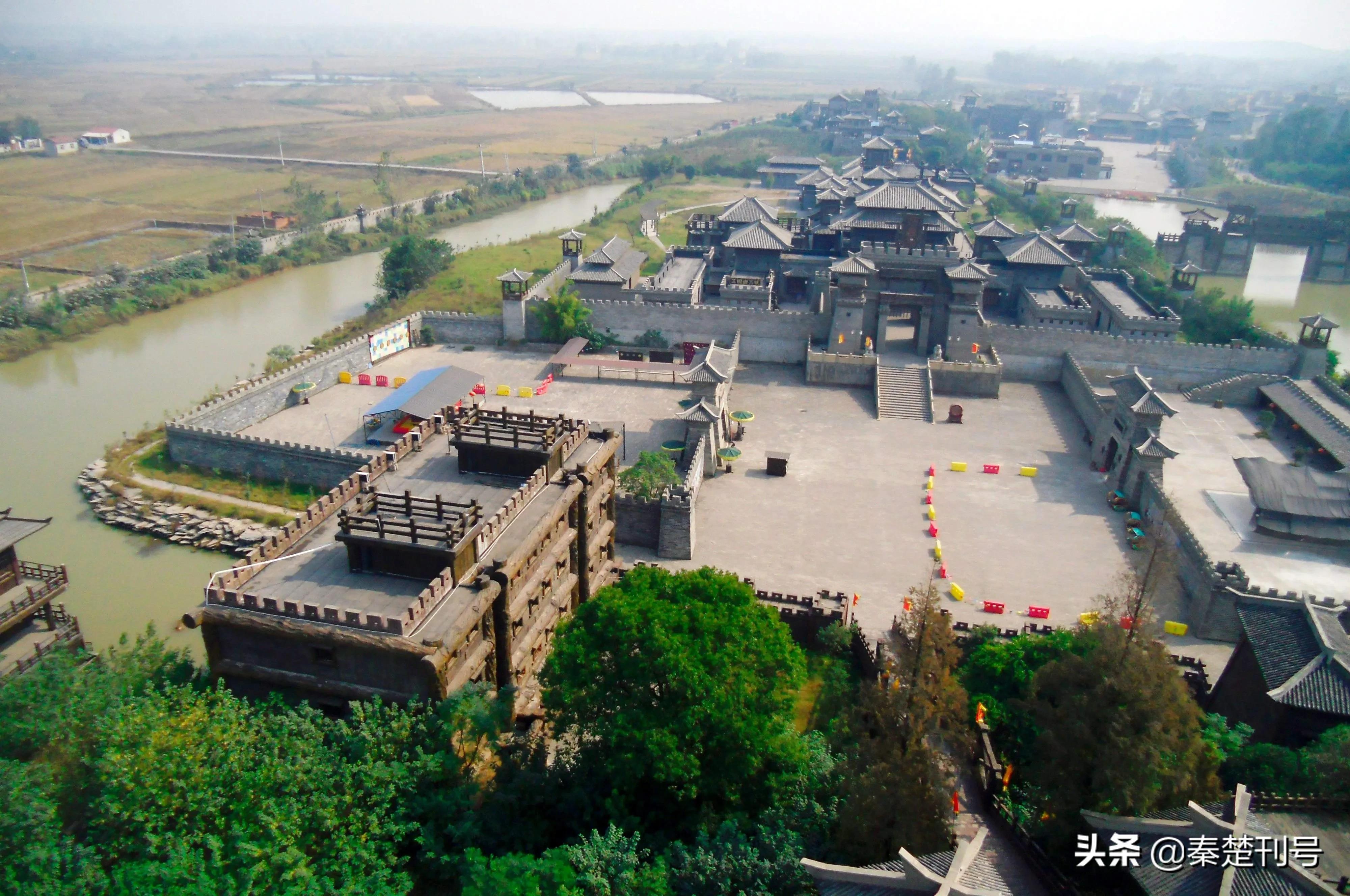 湖北赤壁故事,地名由来故事