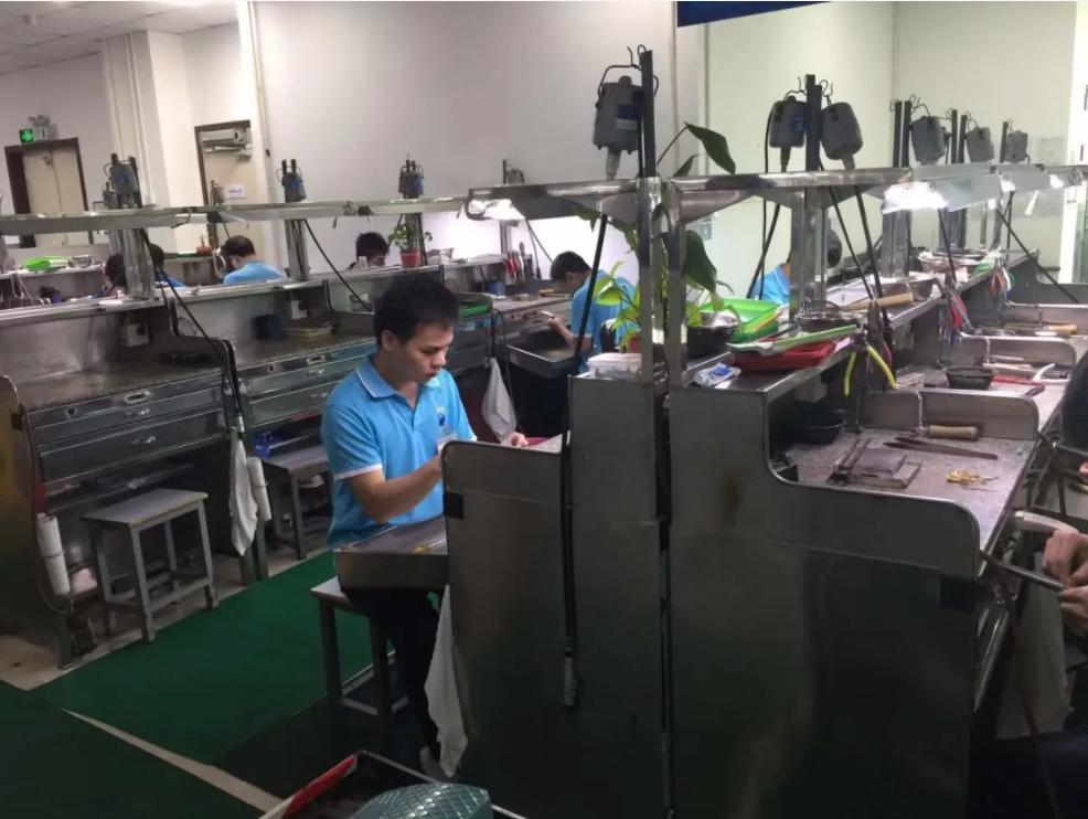 1折买翡翠,1折买奢侈品