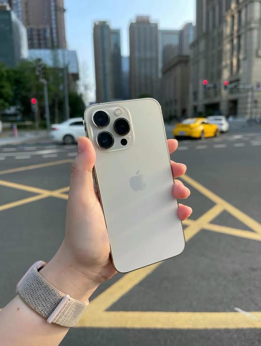 iphone更新ios16到底会不会闪退,ios16要不要继续更新