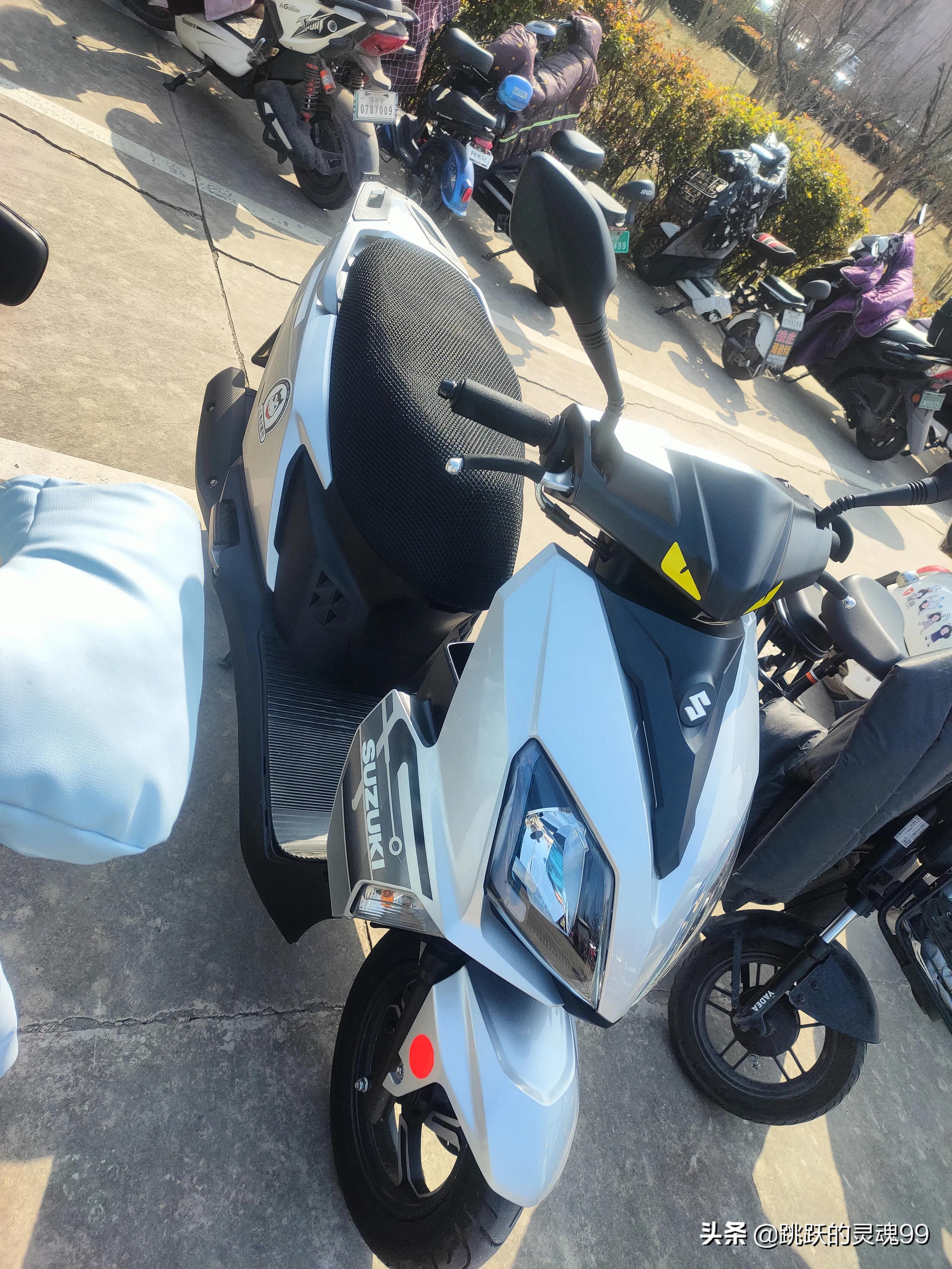 豪爵afr125踏板售价现在有优惠吗,万元内150豪爵踏板