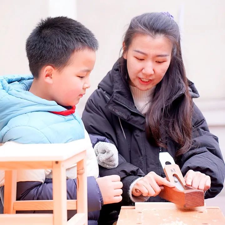 家长参观学校对学校的赞赏,蓝港外国语学校活动