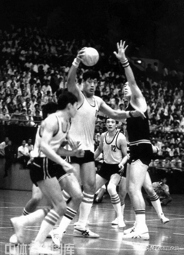 中国男篮史上五大中锋,中国男篮最有实力的十大球星